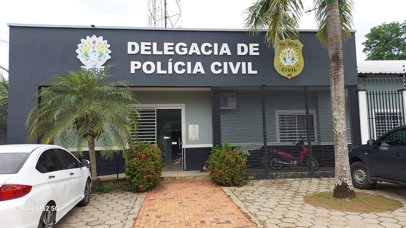 Marido de funcionária pública que relatou estupro e agressão na web é preso suspeito dos crimes no Acre